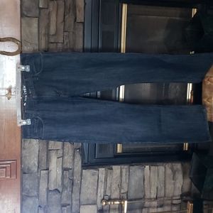 Denizen jeans. By LEVI. 33X32